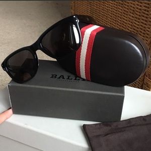 BALLY WOMANS SUNGLASSES